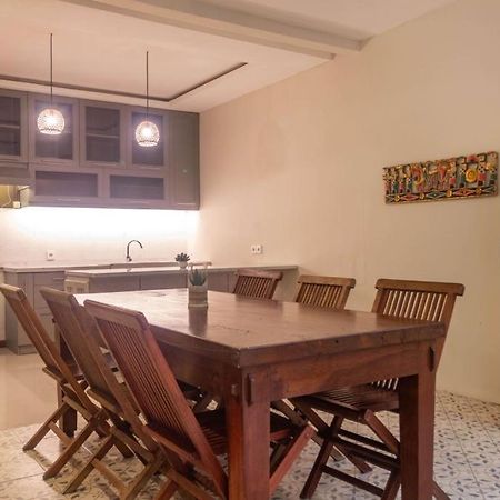 Arana Suite Legian Εξωτερικό φωτογραφία