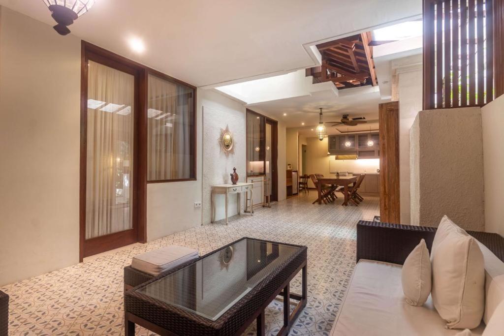 Arana Suite Legian Εξωτερικό φωτογραφία